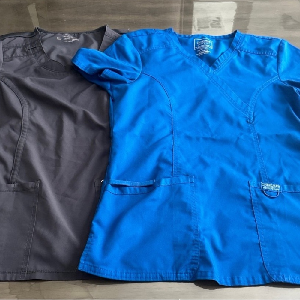 Cherokee Women Blue and Gray Scrub Tops